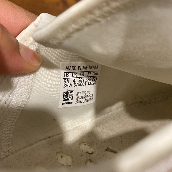 Adidas NMD R1 - Picture 5 of 10